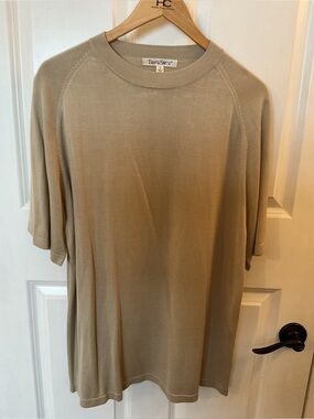 TravelSmith Men's Short-Sleeve Crew Neck Tee in Light Beige